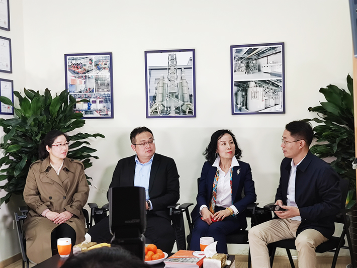 蘇商會走進(jìn)依斯倍