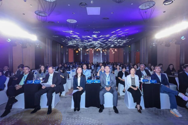 依斯倍受邀參加2025外企高管交流會(huì)2