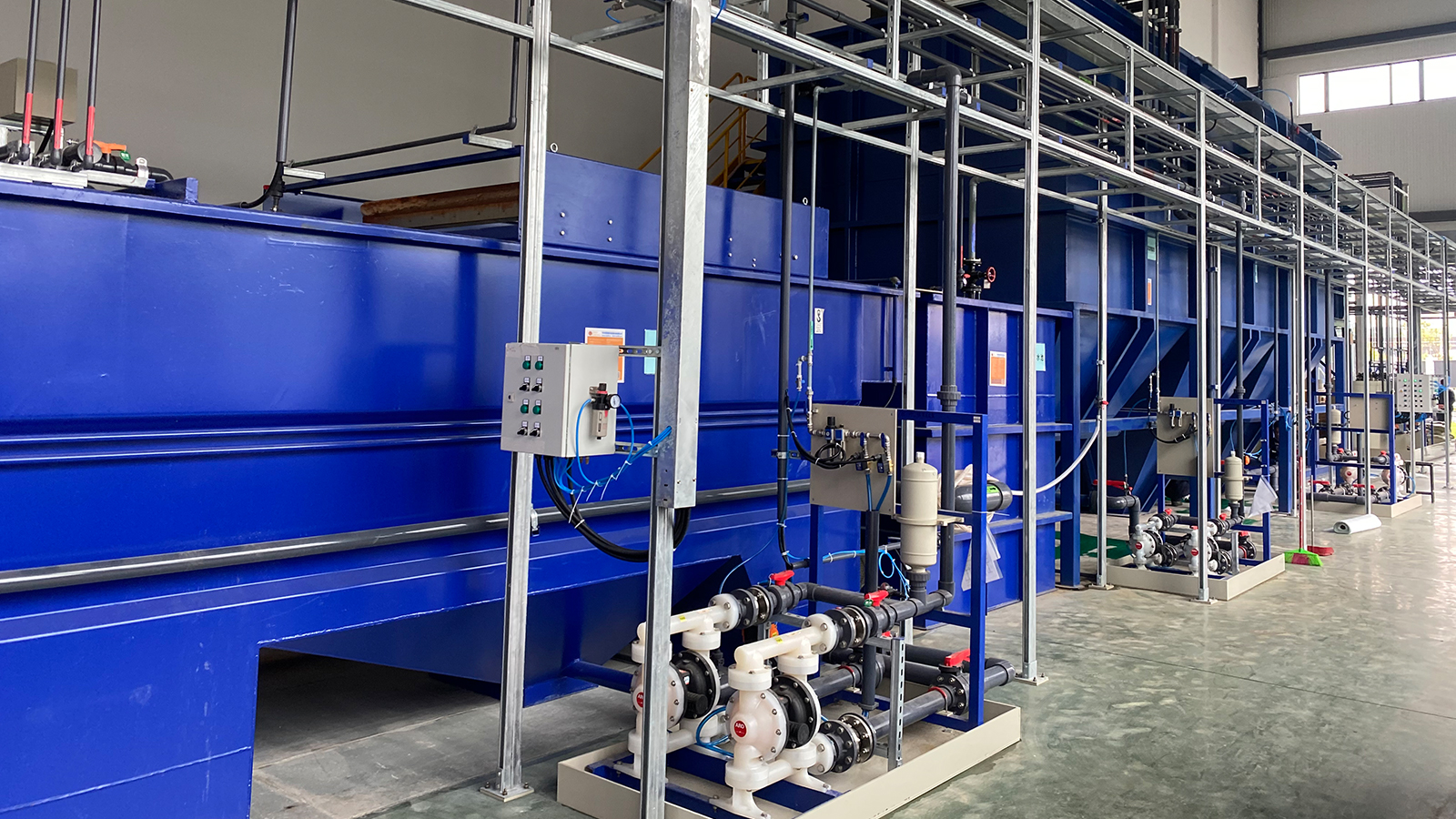 加工生產線上的含油廢水處理方法